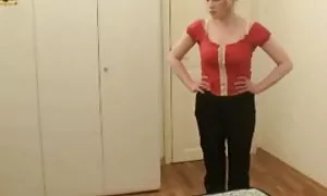 Kaksi tyttöä erotiikka videot karkea reikä seinään